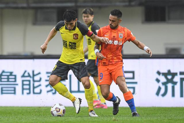 广州队没有最差只有更差？卡纳瓦罗将押宝费南多