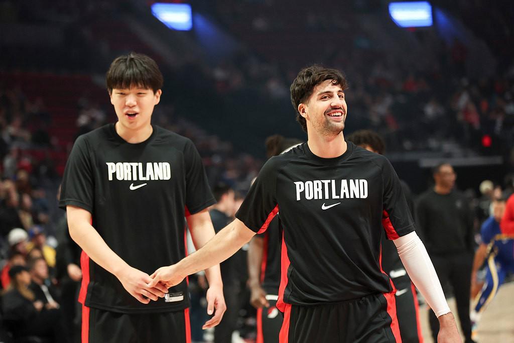 开拓者赛季表现：42胜进入附加赛，场均失误17.3联盟最多